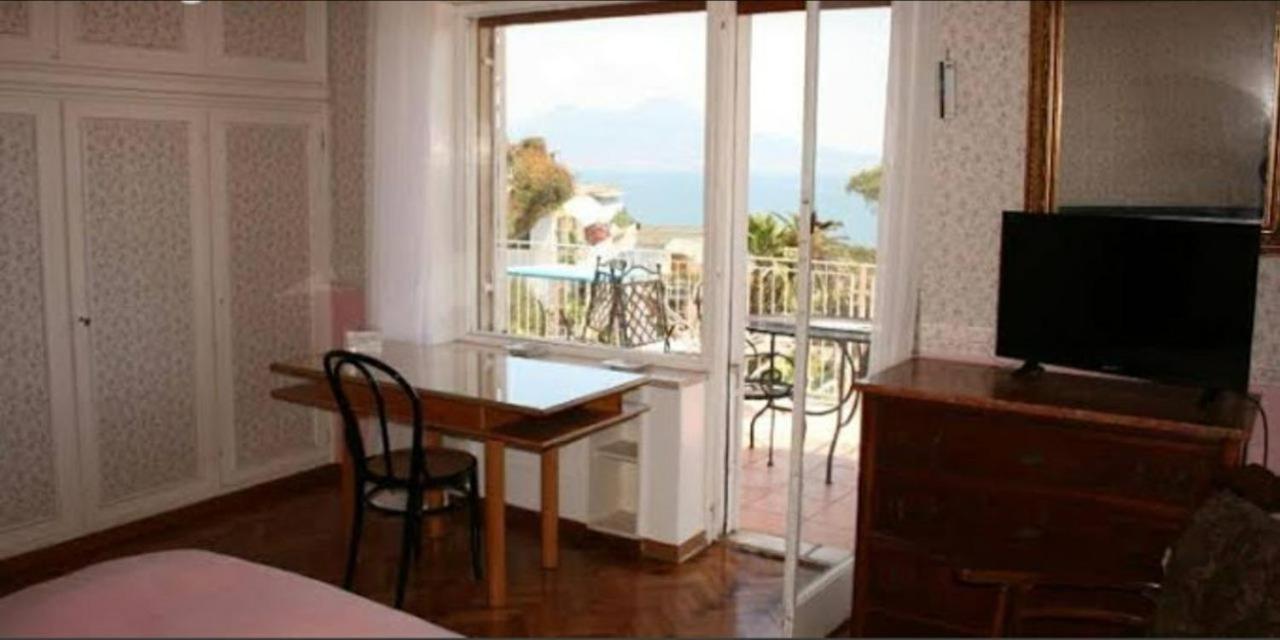 B&B Rivalta - Posillipo Napoli Eksteriør bilde
